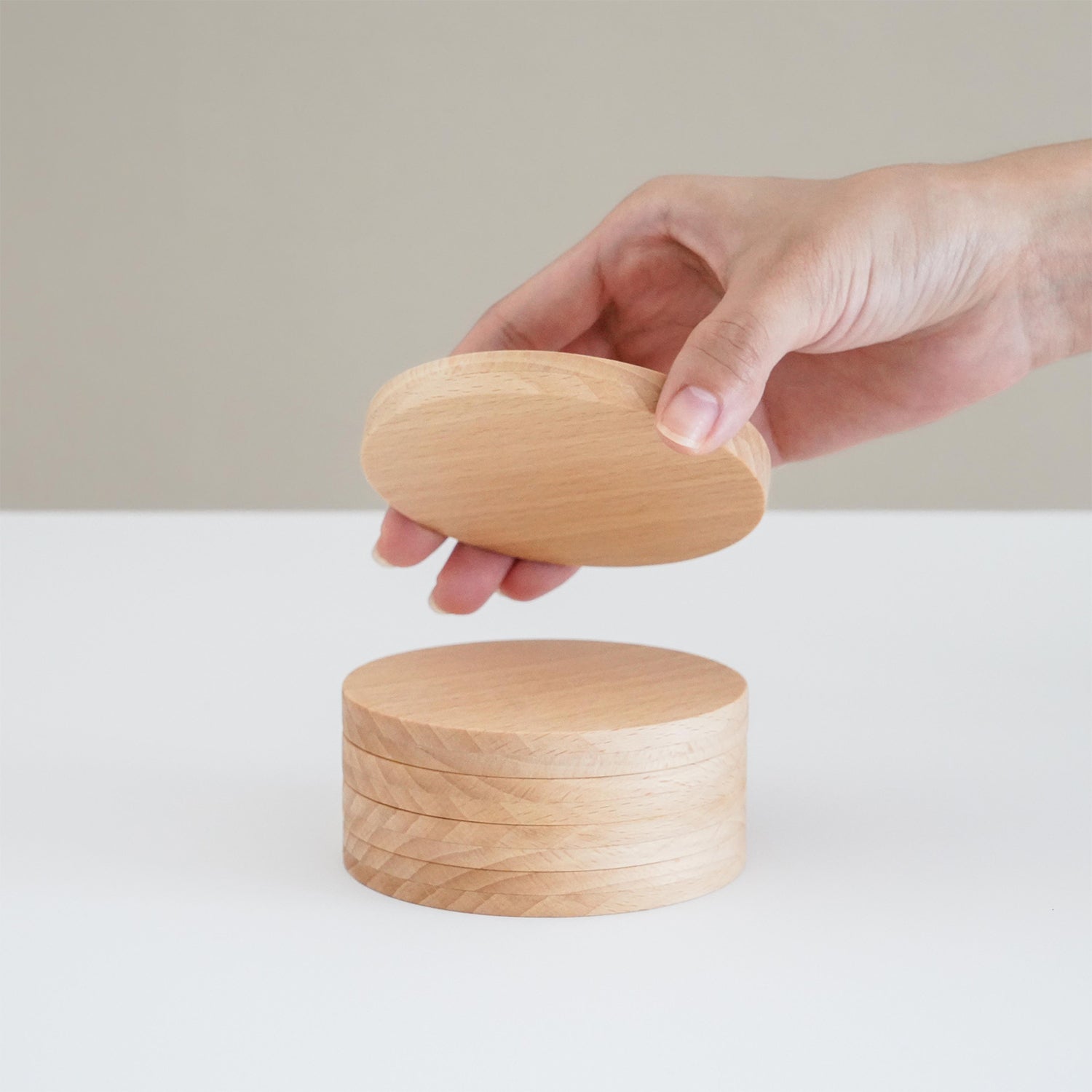 MAG COASTER